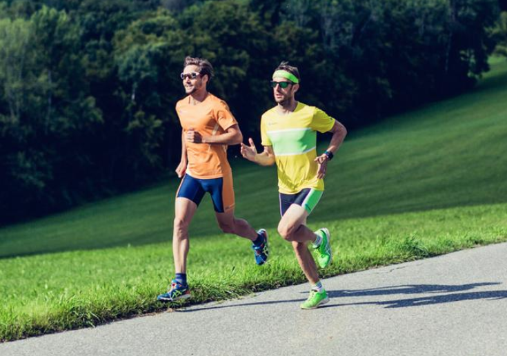 How To Choose The Best Custom Running Shirts?