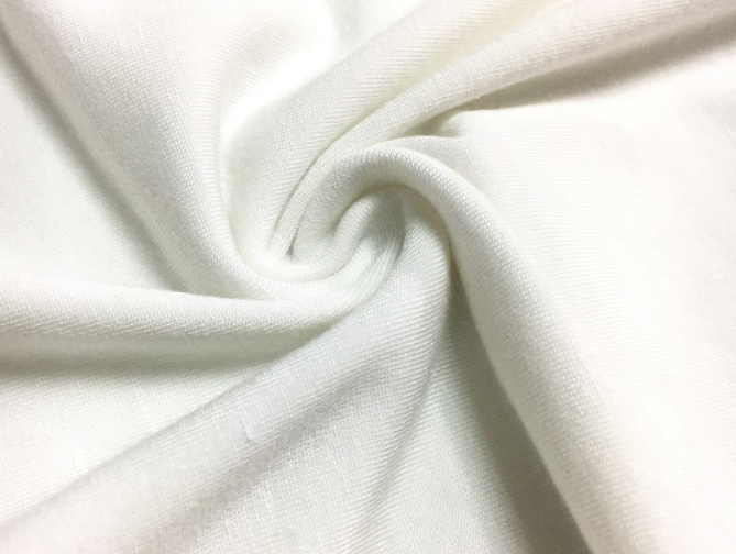 Bambuk Rayonu və Polyester: Aktiv Geyimlər üçün Hansı Daha Yaxşıdır